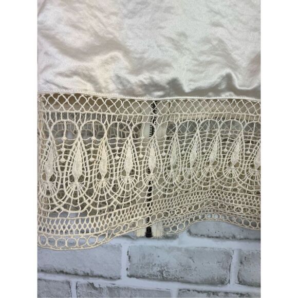 HINGE Silk & Crochet Zip Front Bomber Jacket Ivory Size Small - Picture 5 of 9